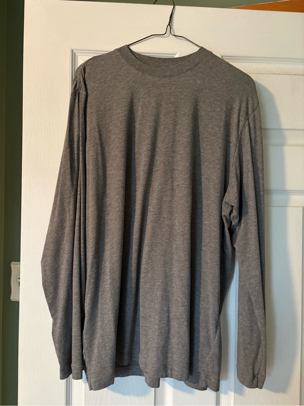 SKIMS Gray Long Sleeve Crewneck Top